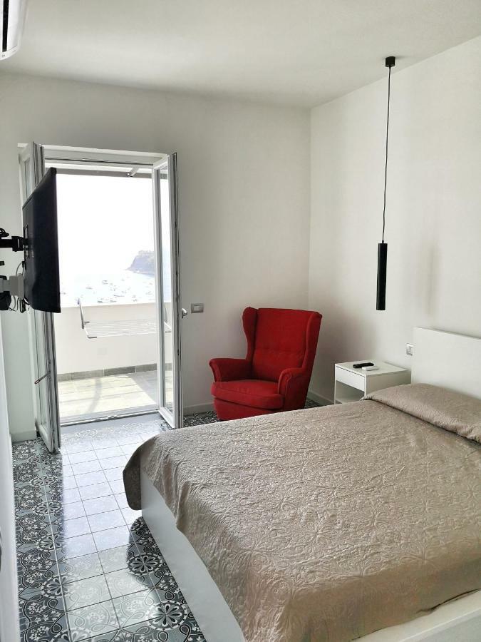 Calise Guest House Procida Exterior photo